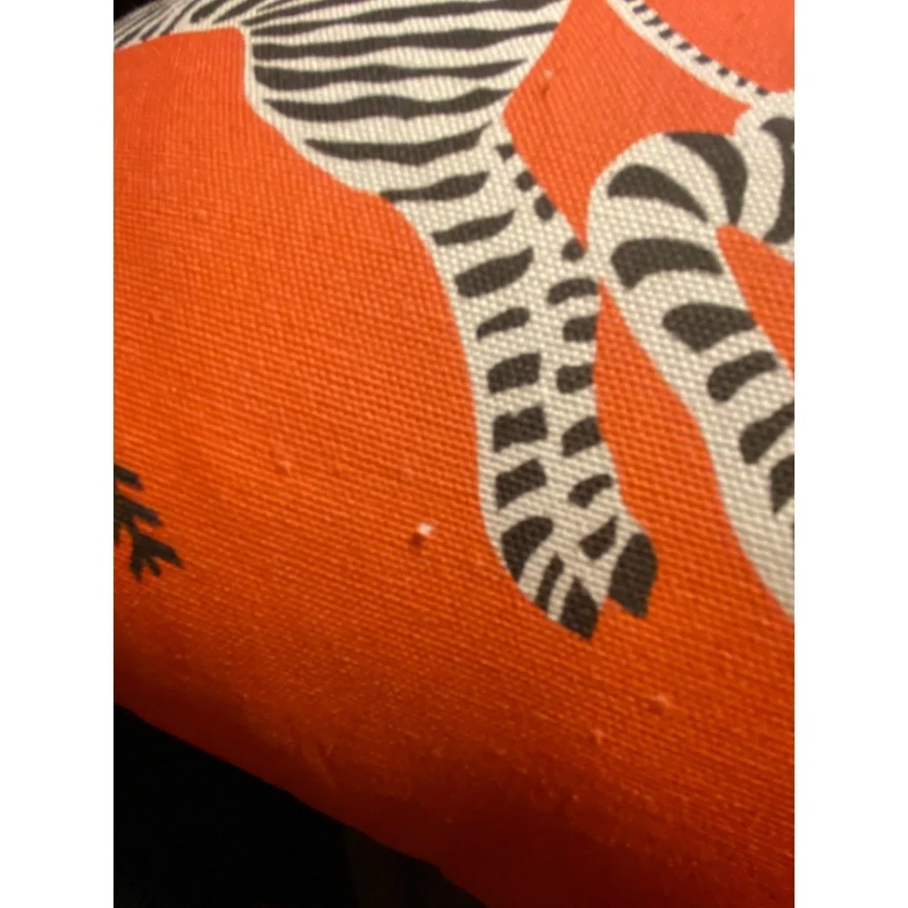 BRAND NEW Throw Pillow Coral Zebra by Scalamandré 18"x18" - Picture 8 of 10